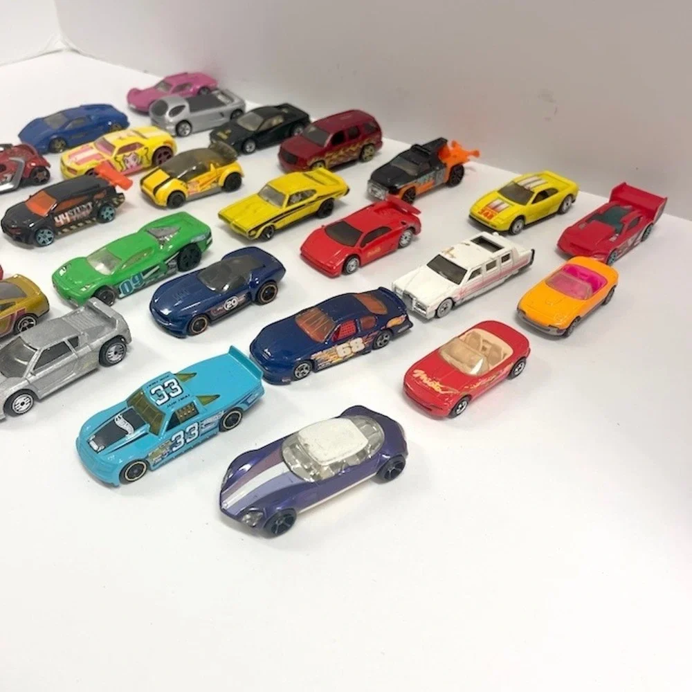 27 Pc Lot Hot Wheels Die Cast Vintage to Modern‎ Racing Race Cars